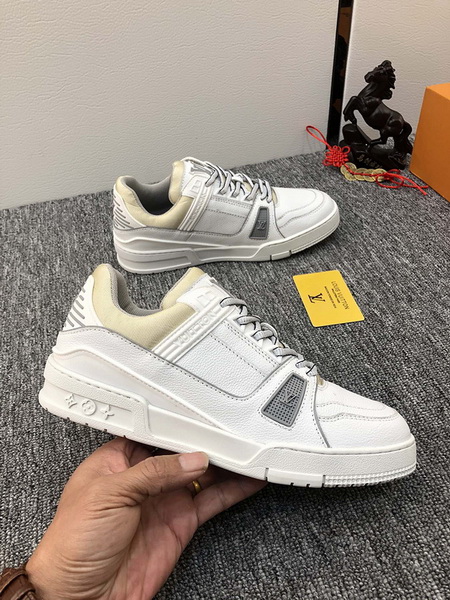 LV Men shoes 1：1 quality-3495