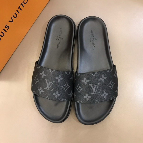 LV men slippers AAA-520