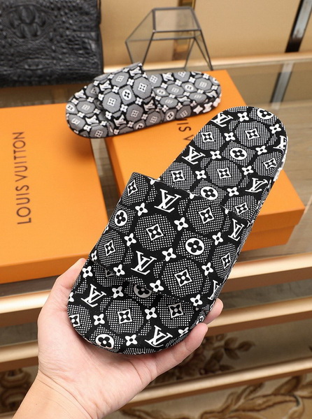 LV men slippers AAA-525