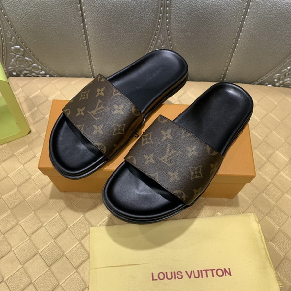 LV men slippers AAA-629