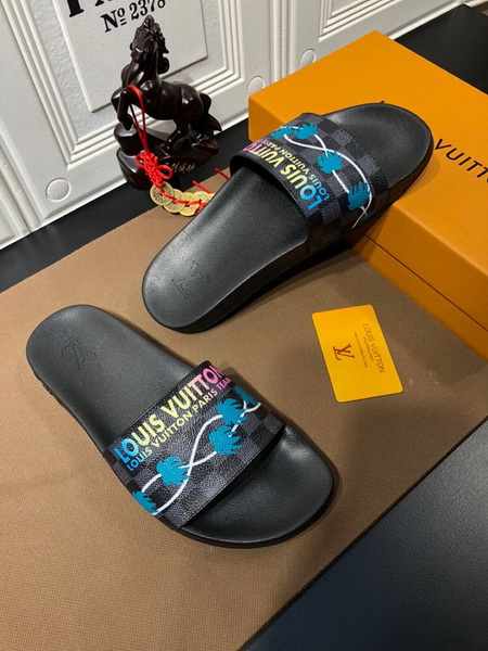 LV men slippers AAA-654