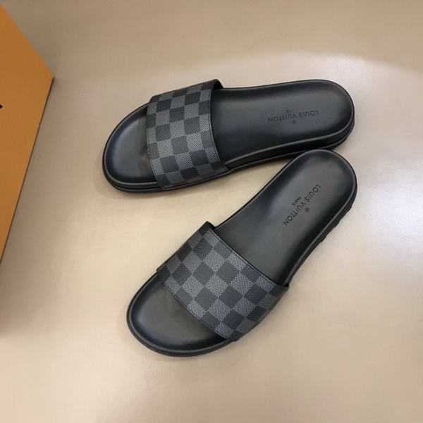 LV men slippers AAA-682