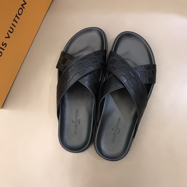 LV men slippers AAA-690