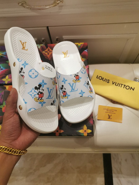 LV men slippers AAA-727