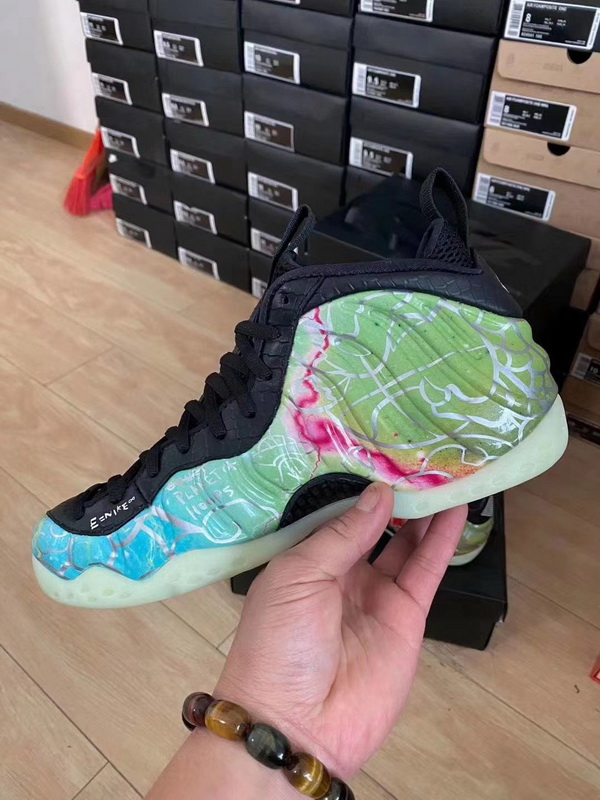 Authentic Nike Air Foamposite One “Green Strike”