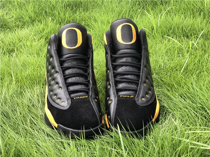 Authentic Air Jordan 13 PE “Oregon Ducks”