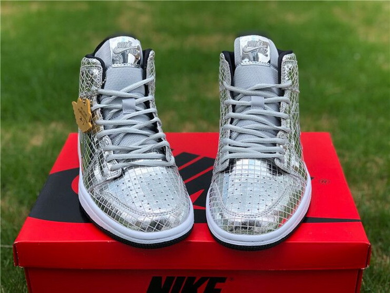 Authentic Air Jordan 1 Mid “Disco Ball”