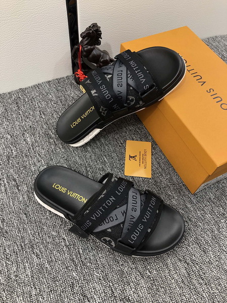 LV Sandals 1：1 Quality-161