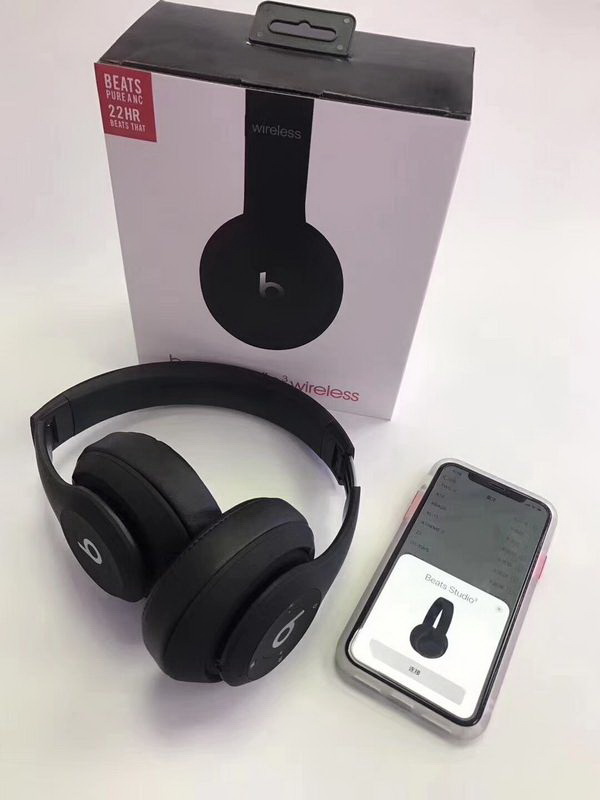 Monster Beats  studio wireless 3-022