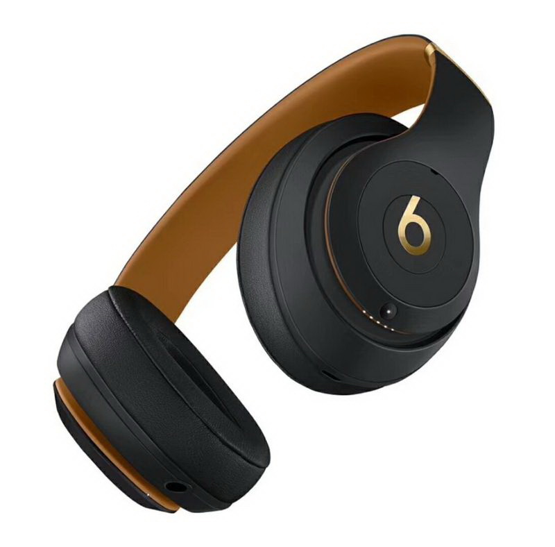 Monster Beats  studio wireless 3-023