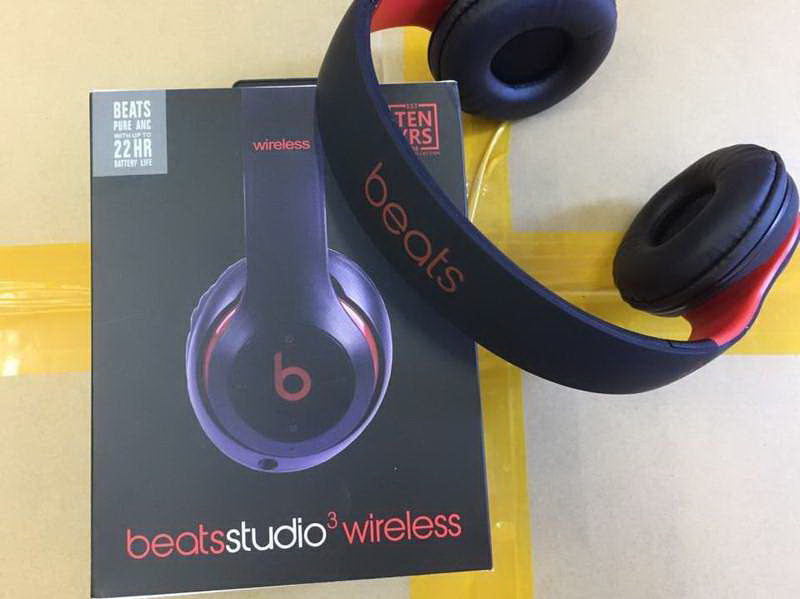 Monster Beats  studio wireless 3-024