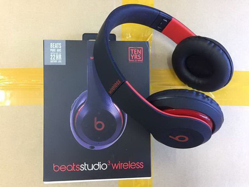 Monster Beats  studio wireless 3-024