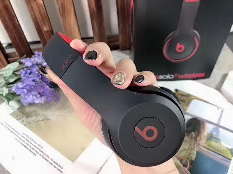 Monster Beats SOLO 3 wireless-014