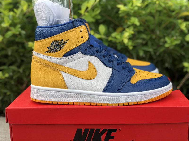 Authentic Air Jordan 1 “Michigan” PE