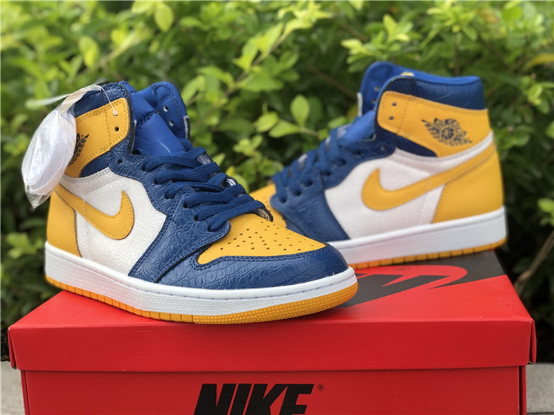 Authentic Air Jordan 1 “Michigan” PE