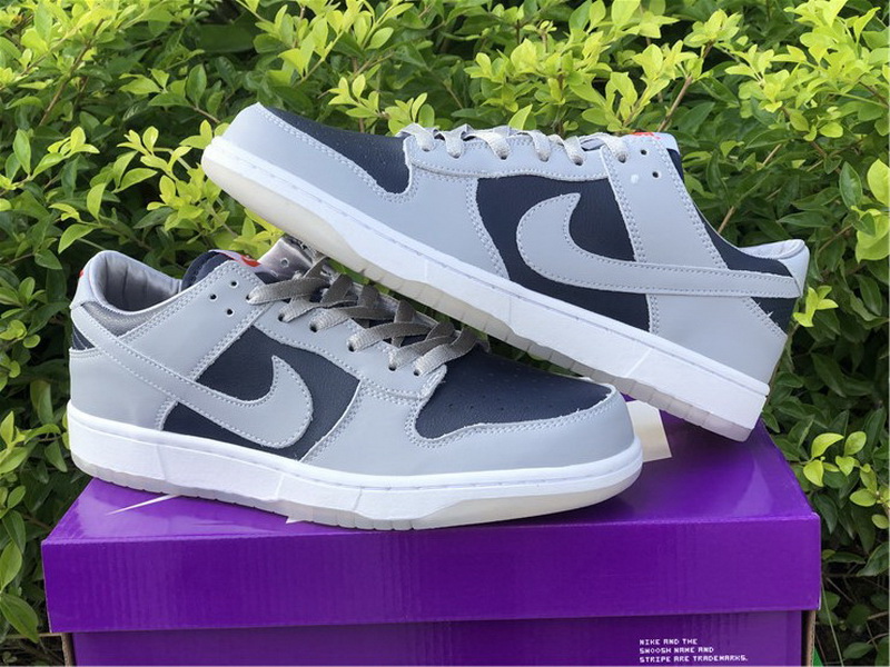 Authentc Nike Dunk SB Low Grey Dark