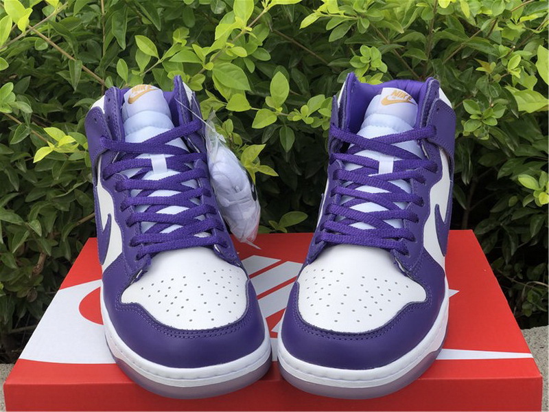 Authentic Nike Dunk High WMNS “Varsity Purple”