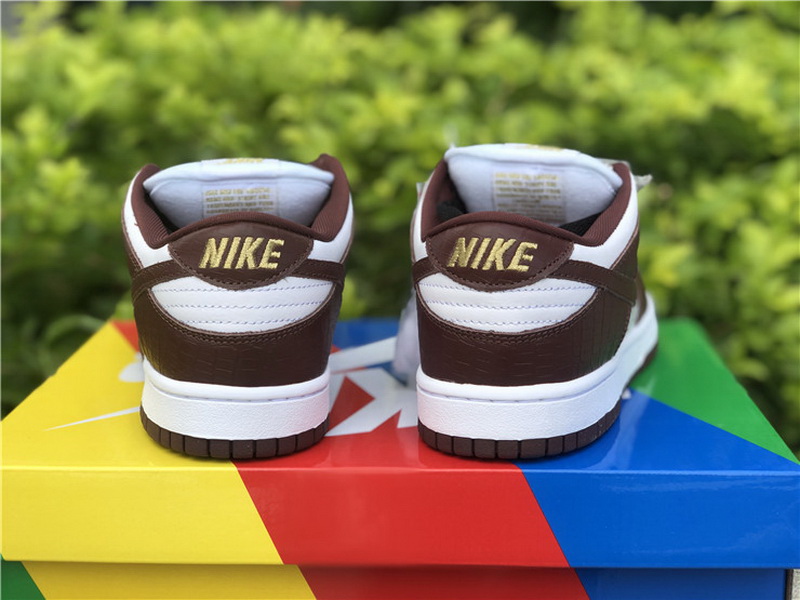 Authentic Supreme x Nike SB Dunk Low Brown