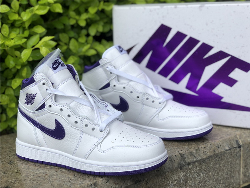 Authentic Air Jordan 1 High OG WMNS “Court Purple”