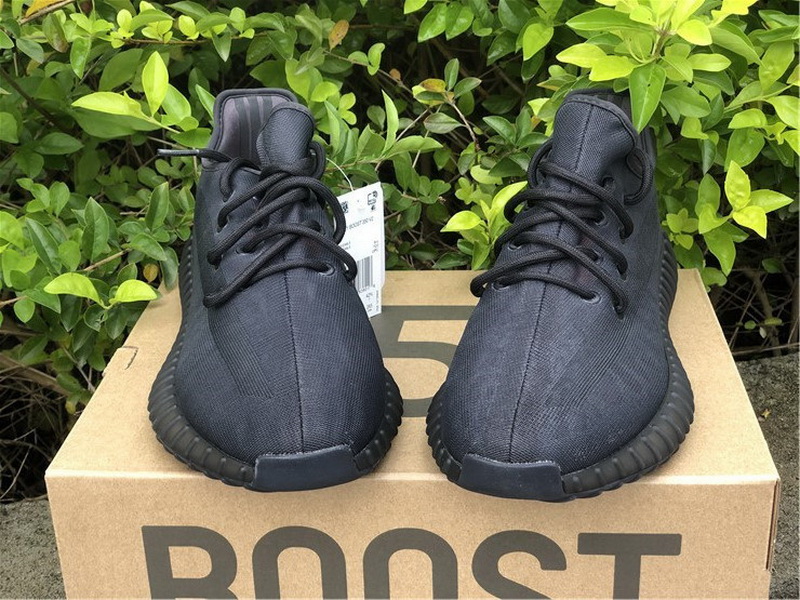 Authentic Yeezy Boost 350 V2 Mon Black