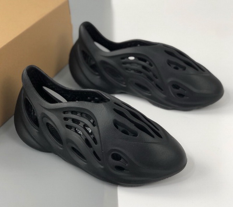 Authentic Yeezy Foam Runner Slide Black