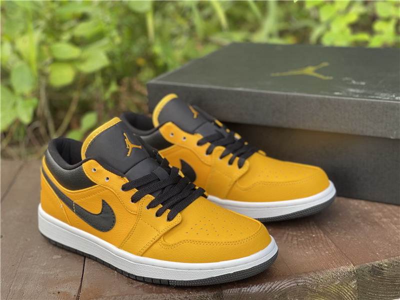 Authentic Air Jordan 1 Low“University Gold”