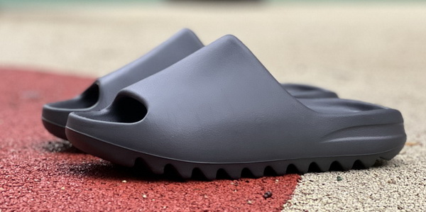 Authentic Yeezy Slide “Onyx”