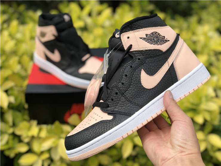 Authentic Air Jordan 1 GS Crimson Tint