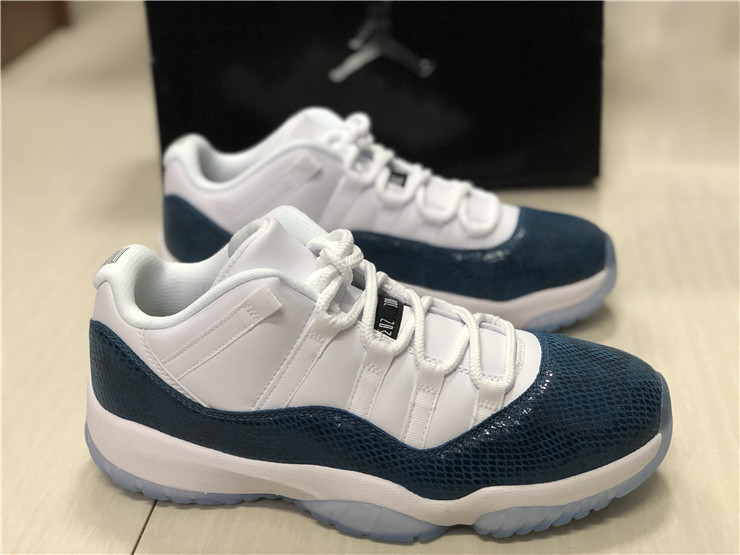 Air Jordan 11 Low Snakeskin-ZL