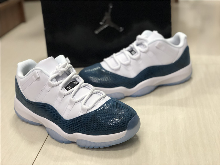 Air Jordan 11 Low Snakeskin-ZL