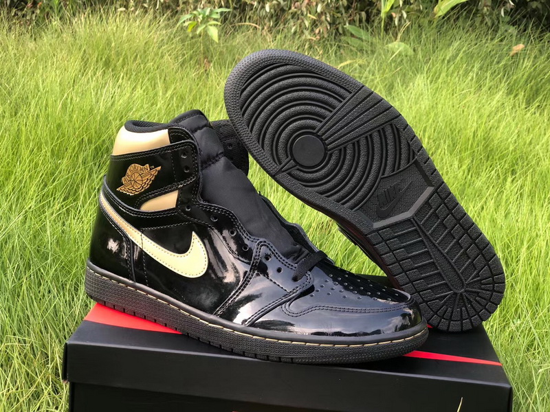 Authentic Air Jordan 1 High “Black Metallic Gold”