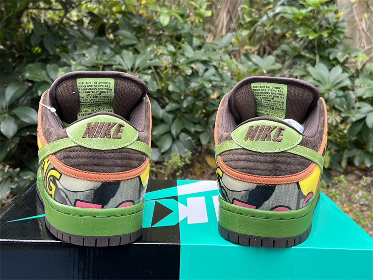 Authentic Nike SB Dunk Low Premium “DE LA SOUL”