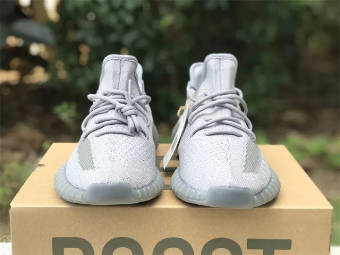 Authentic Yeezy 350 v2 Boost Space Ash