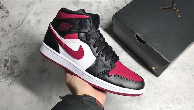 Authentic Air Jordan 1 Mid “Bred Toe”