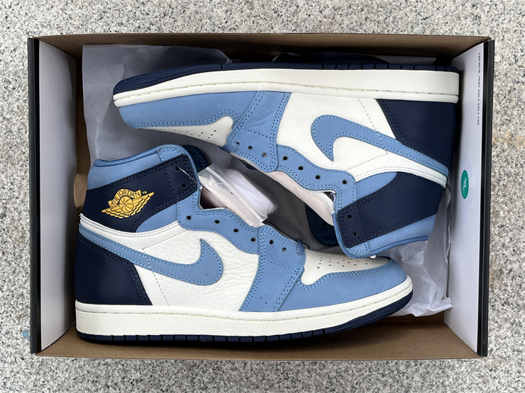 Authentic Air Jordan 1 High OG“First in Flight”