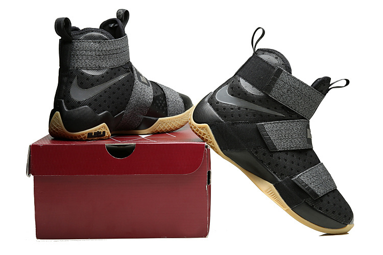 LeBron James 10 High-009