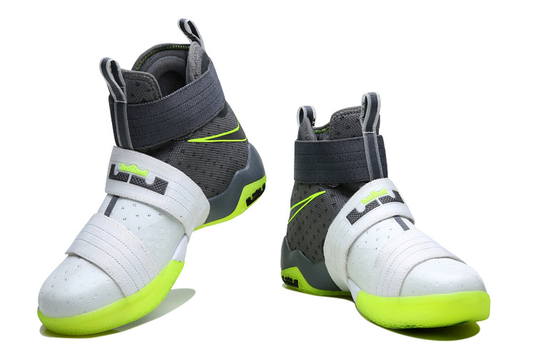 LeBron James 10 High-010