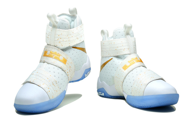 LeBron James 10 High-014