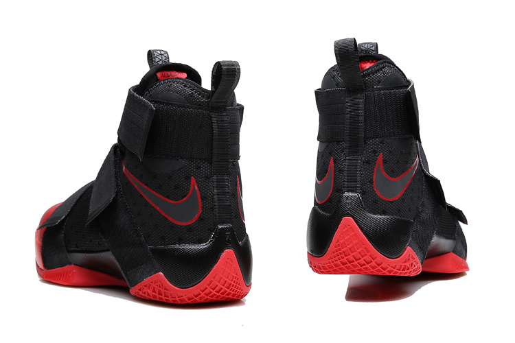 LeBron James 10 High-023