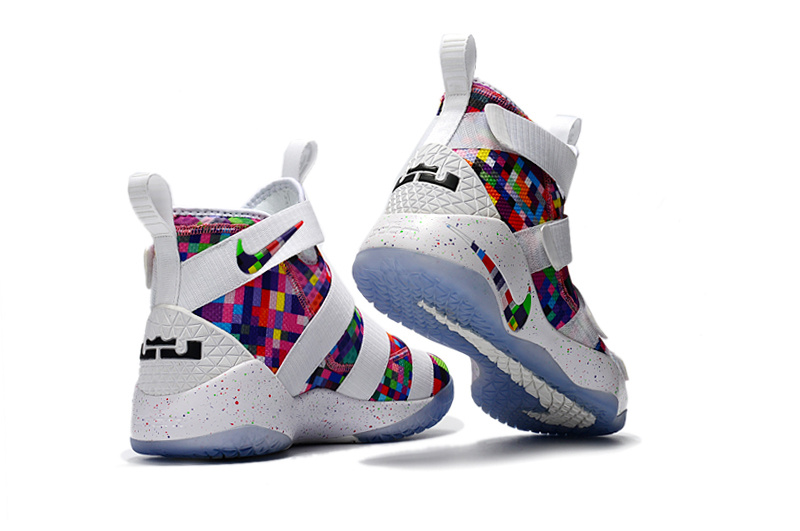 LeBron James Soldier 11-001