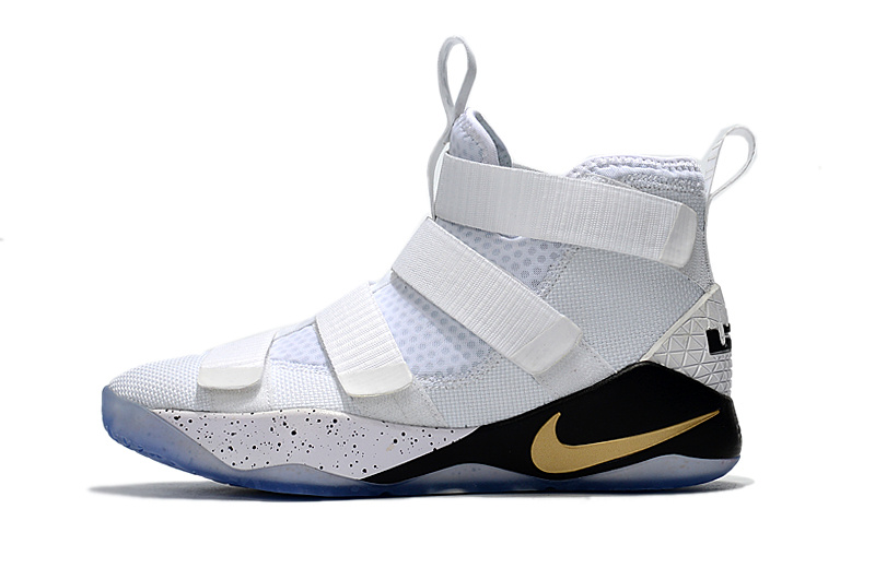 LeBron James Soldier 11-002