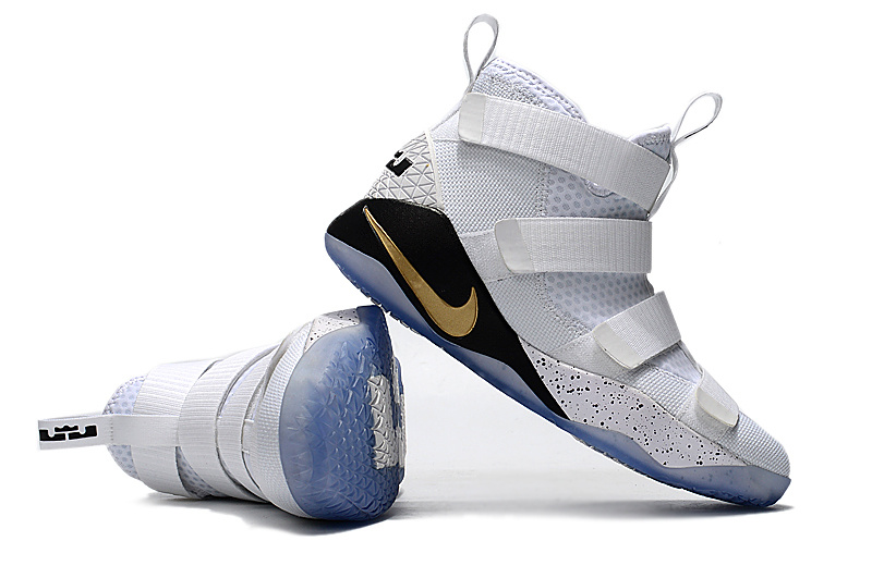 LeBron James Soldier 11-002