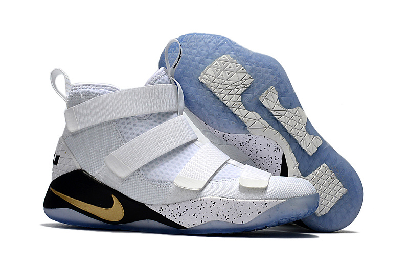 LeBron James Soldier 11-002