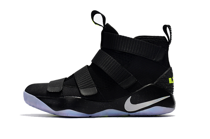 LeBron James Soldier 11-003