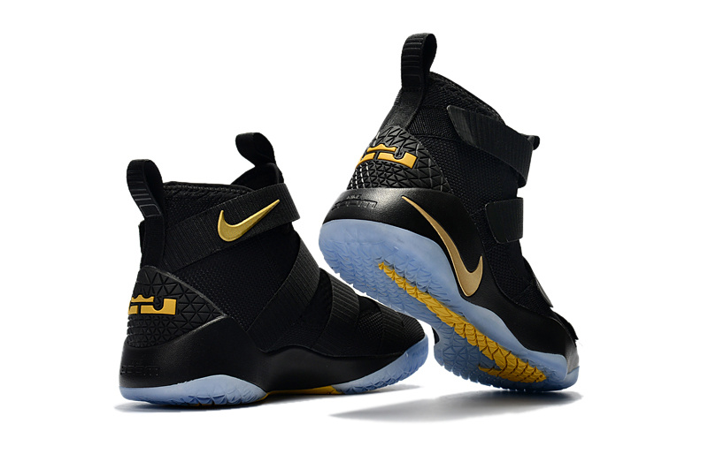 LeBron James Soldier 11-004