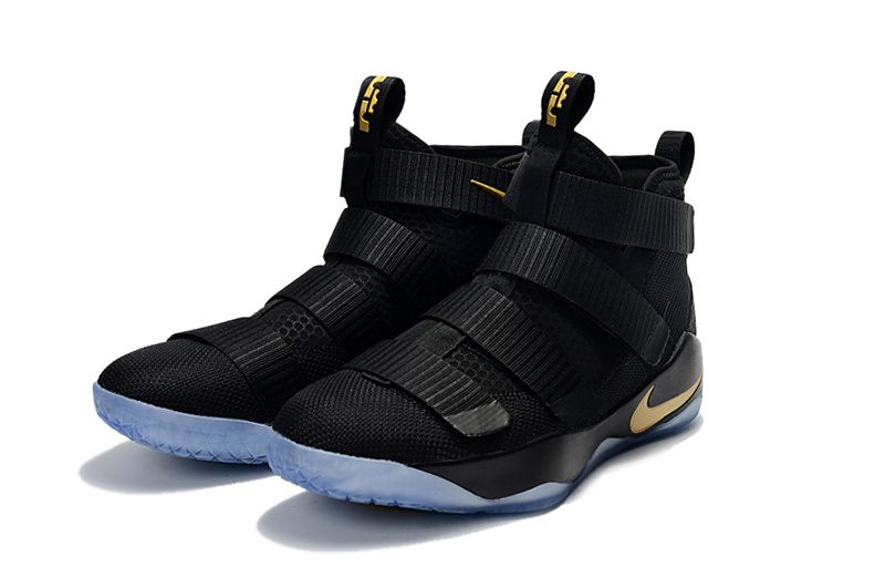 LeBron James Soldier 11-004