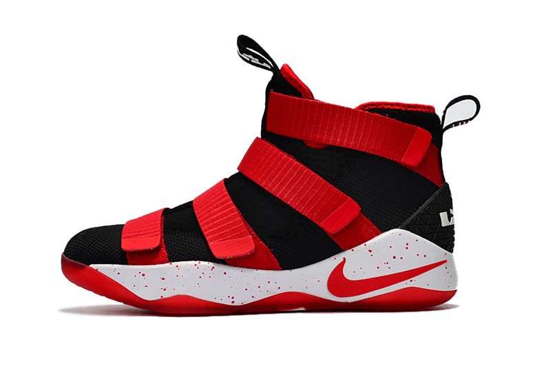 LeBron James Soldier 11-006