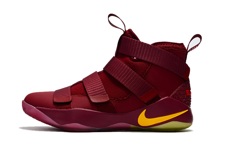 LeBron James Soldier 11-011