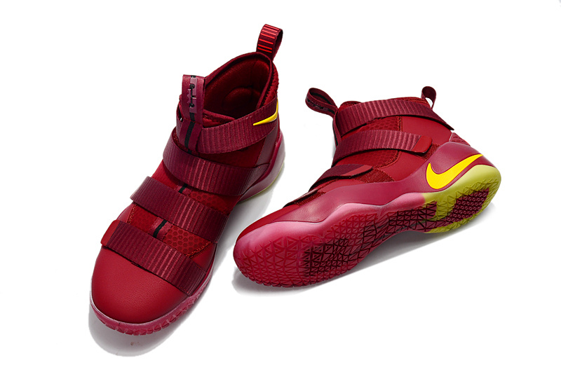 LeBron James Soldier 11-011