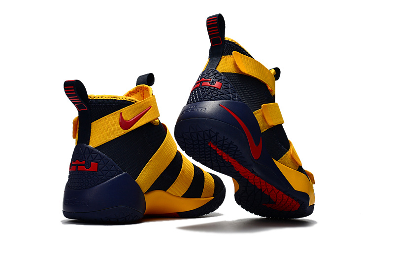 LeBron James Soldier 11-012